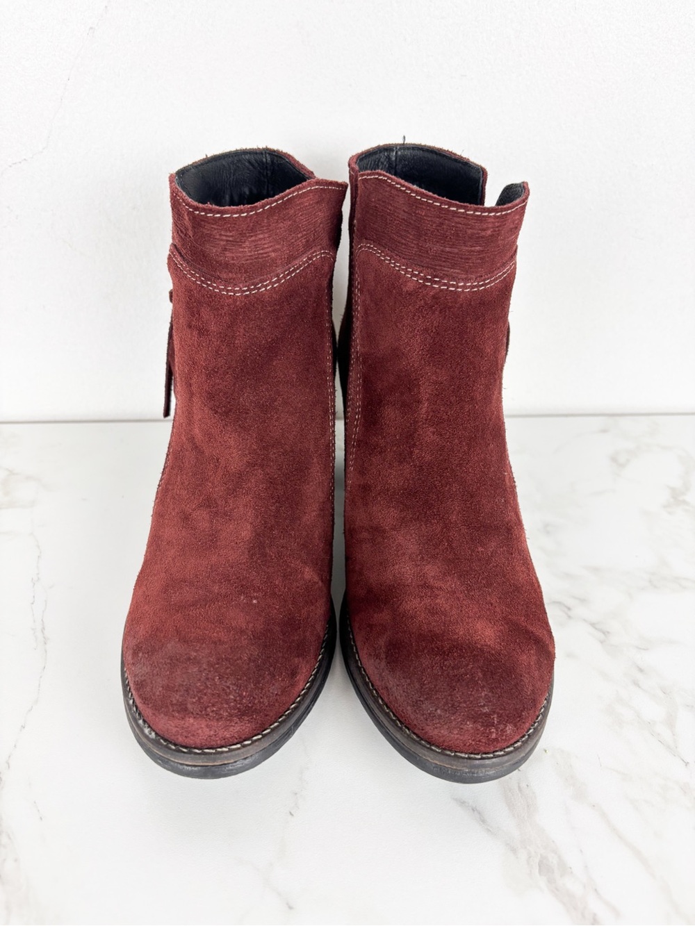 Taos Dillie Comfortable Wine Suede Ankle Booties Sz 8/8.5 - Picture 4 of 12